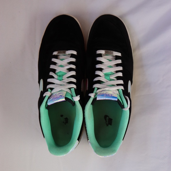 Nike Air Force 1 Low Green Glow 2013 - Picture 5 of 6